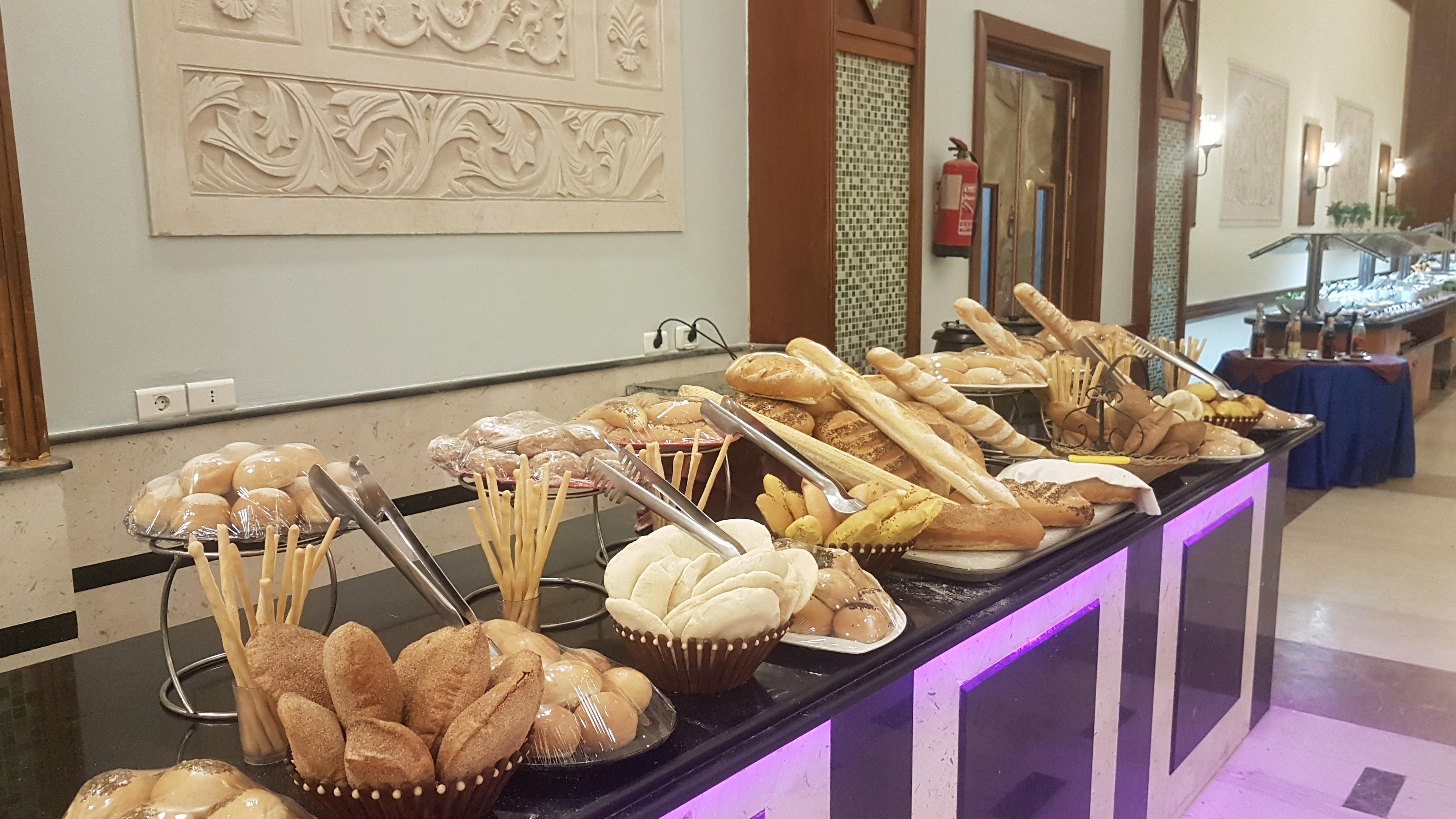 منتجع رويال لاجونز اند اكوا بارك الغردقة المظهر الخارجي الصورة